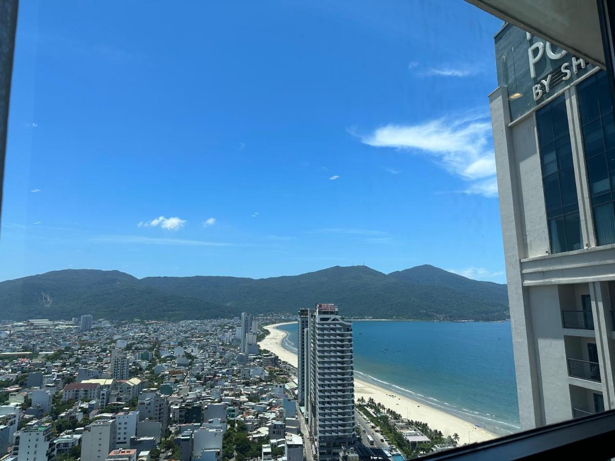 Luxury Apartment - Rooftop Swimming Pool - Beach Front - Hinata Apartment Дананг Екстер'єр фото